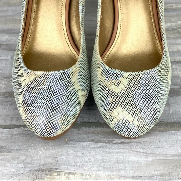 Circa Joan David Luxe Platform Pumps Pearly Snakeskin Print Leather Heels 7.5M - Picture 11 of 16